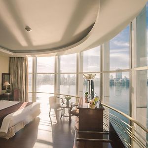 Luxury King Room